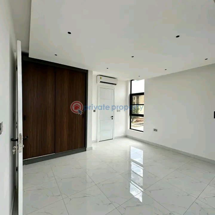 4 bedroom Townhouse For Sale Adenta Municipal Accra - 4