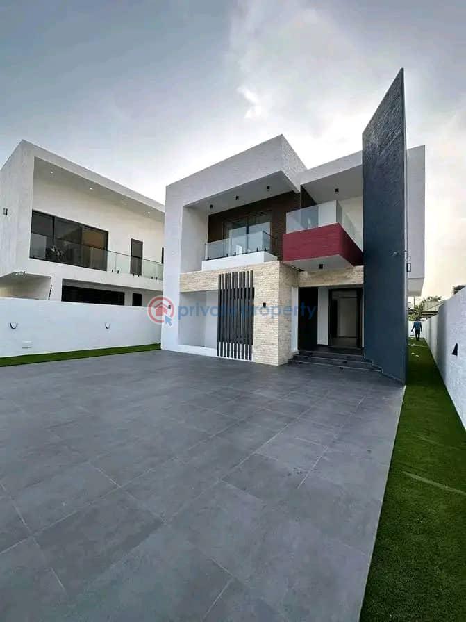 4 bedroom Townhouse For Sale Spintex Accra - 1