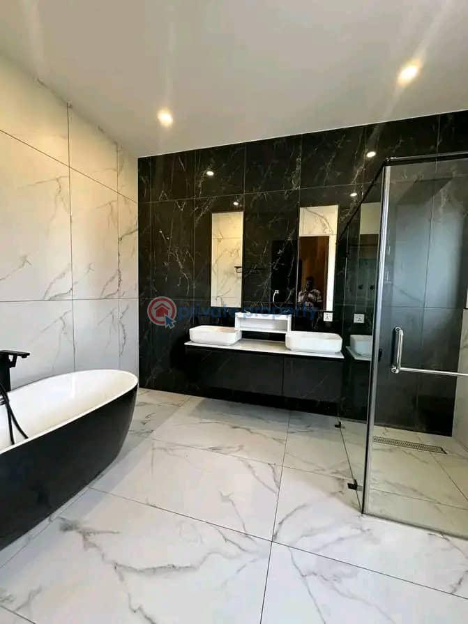 4 bedroom Townhouse For Sale Spintex Accra - 6