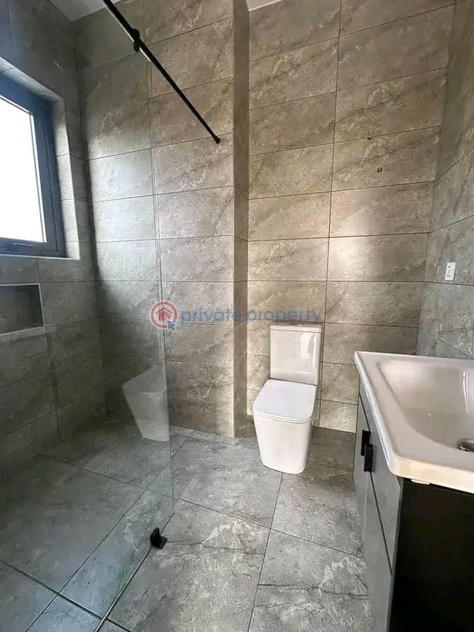 4 bedroom Townhouse For Sale Spintex Accra - 7
