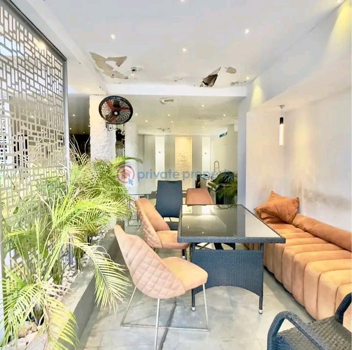 5 bedroom Townhouse For Sale Cantonments Accra - 7