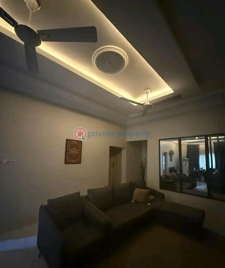 2 bedroom Apartment For Rent On The Breakfast To Breakfast Road Osu Accra - 2