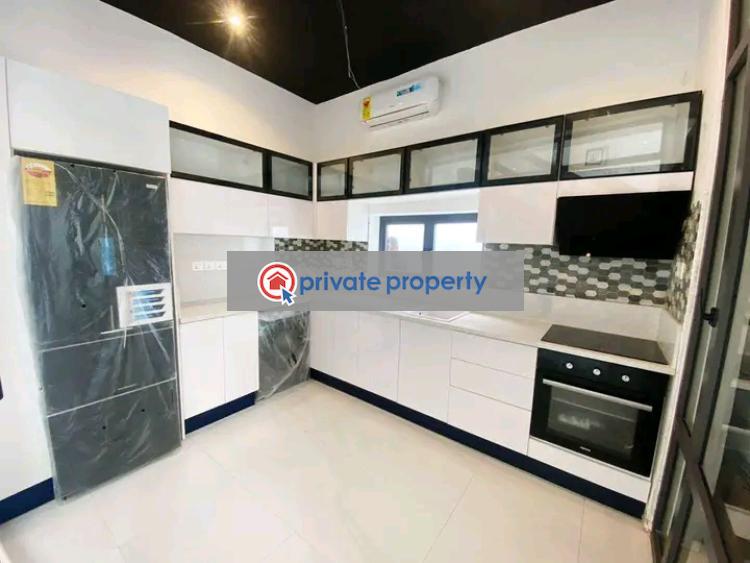 3 bedroom Detached Duplex For Sale &nbsp;basket Junction Spintex Accra - 2