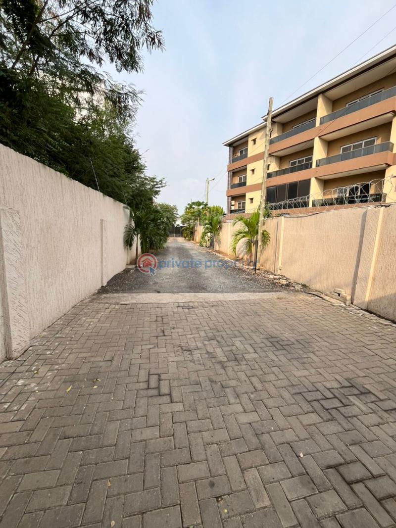 1 bedroom Apartment For Rent Cantonments Accra - 2
