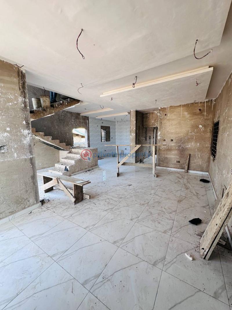 4 bedroom House For Sale Mannet Green Hotel Spintex Accra - 4