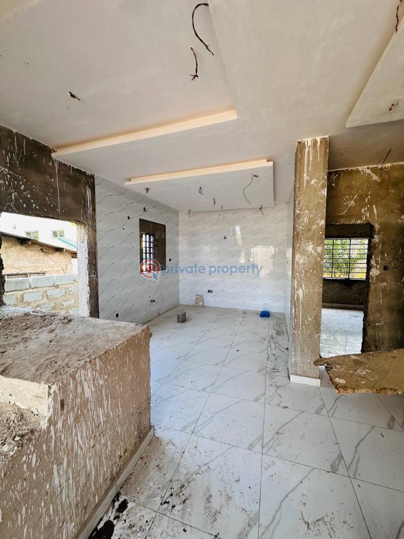 4 bedroom House For Sale Mannet Green Hotel Spintex Accra - 3