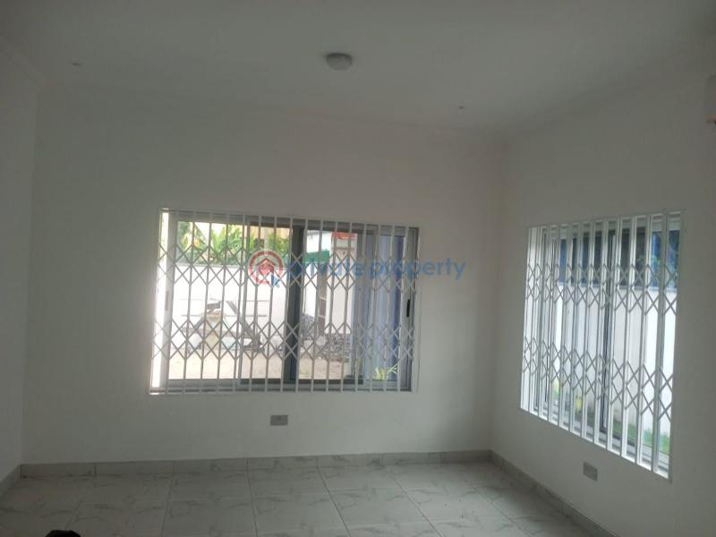 3 bedroom House For Rent Ambassadorial Enclave Roman Ridge Accra - 11