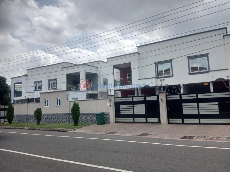 3 bedroom House For Rent Ambassadorial Enclave Roman Ridge Accra - 0