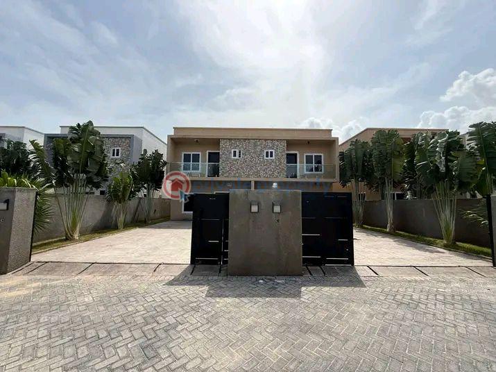 3 bedroom House For Sale Spintex Accra - 2