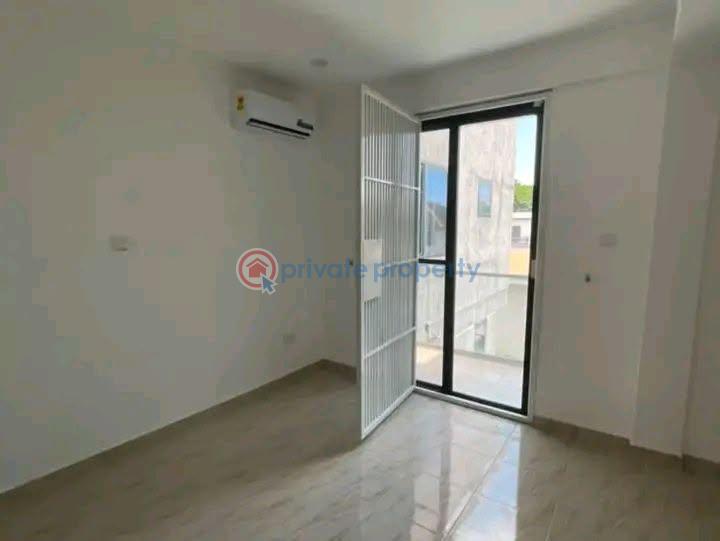 5 bedroom Townhouse For Rent North Labone Accra - 6