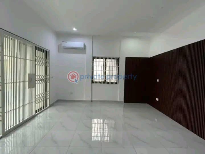 5 bedroom Townhouse For Rent North Labone Accra - 4