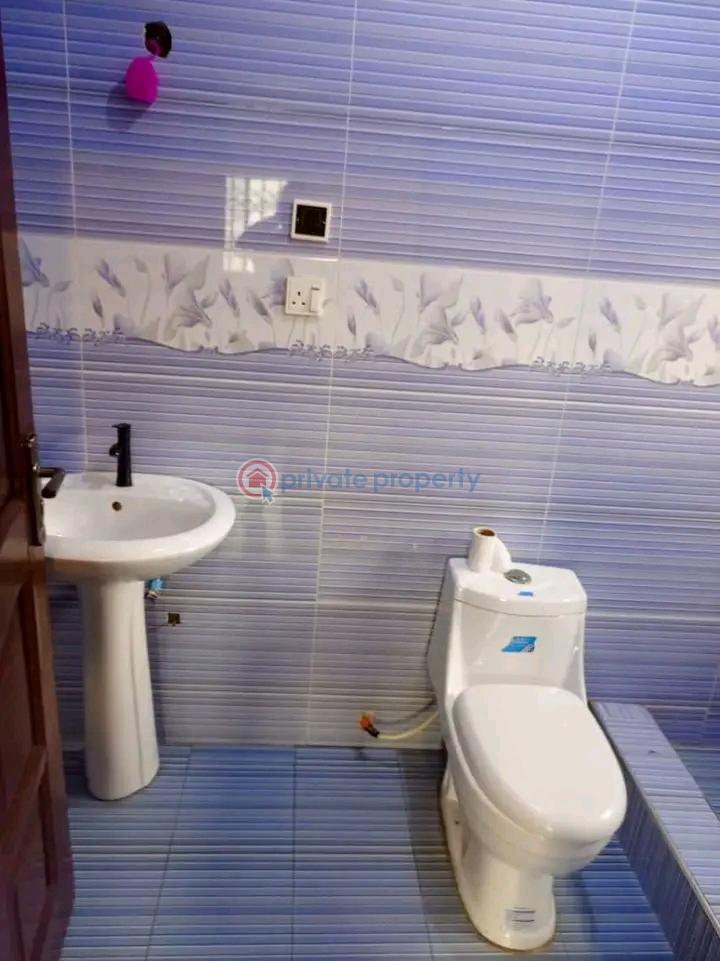 3 bedroom Apartment For Rent Shell Signboard Spintex Accra - 4
