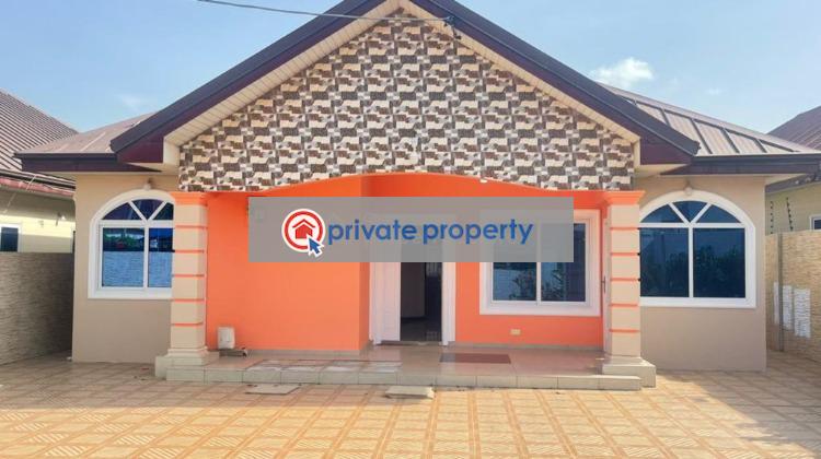 3 bedroom Detached Bungalow For Rent  baatsonaa Spintex Accra - 0