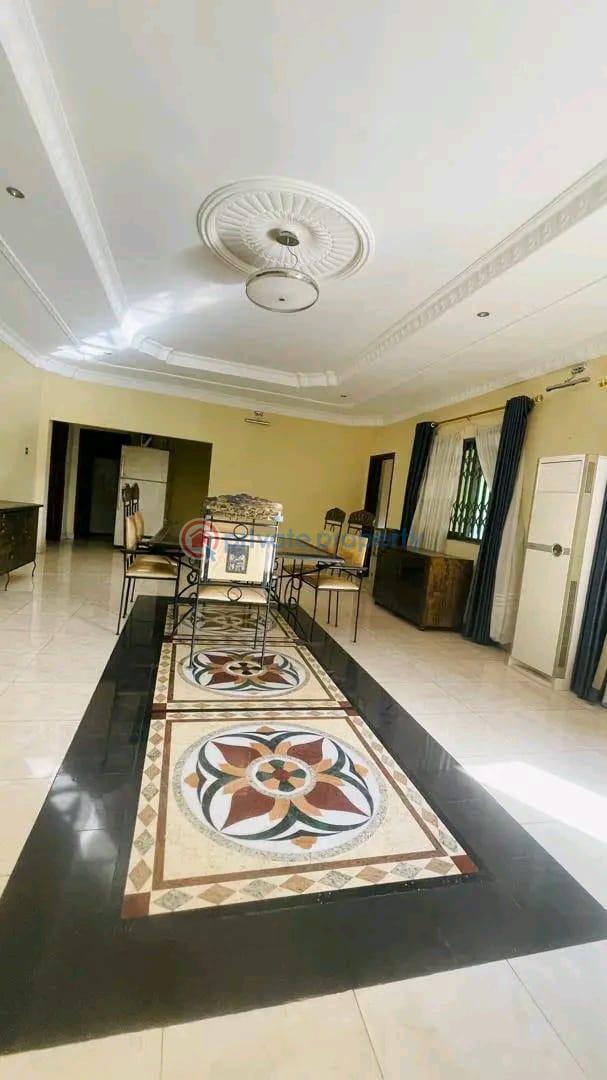 4 bedroom House For Rent Tesano Accra - 1