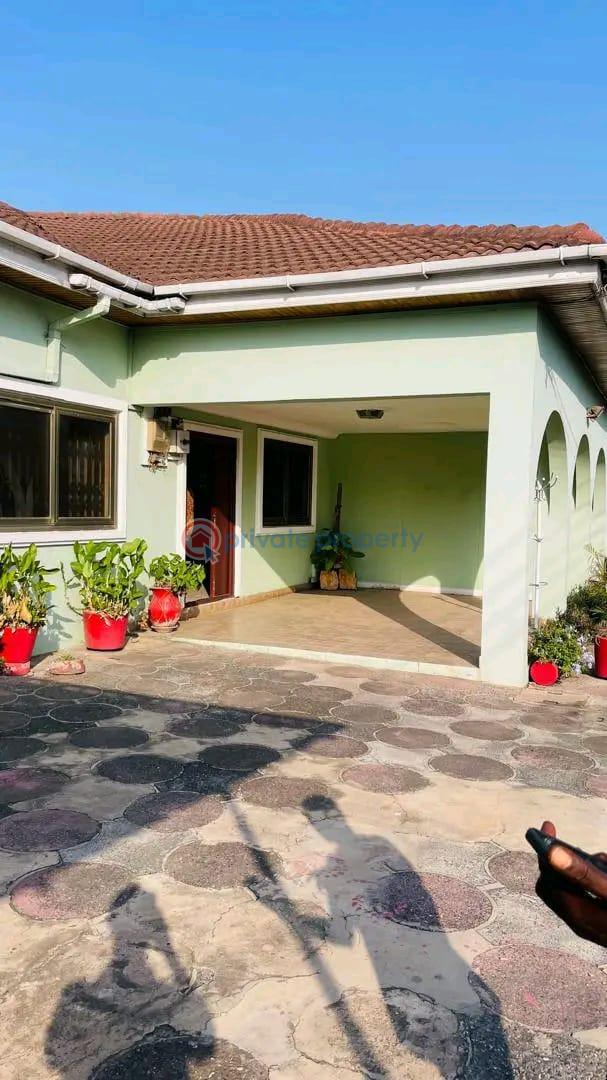 4 bedroom House For Rent Tesano Accra - 3