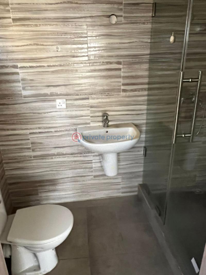 3 bedroom House For Rent East Airport Accra Metropolitan  - 20