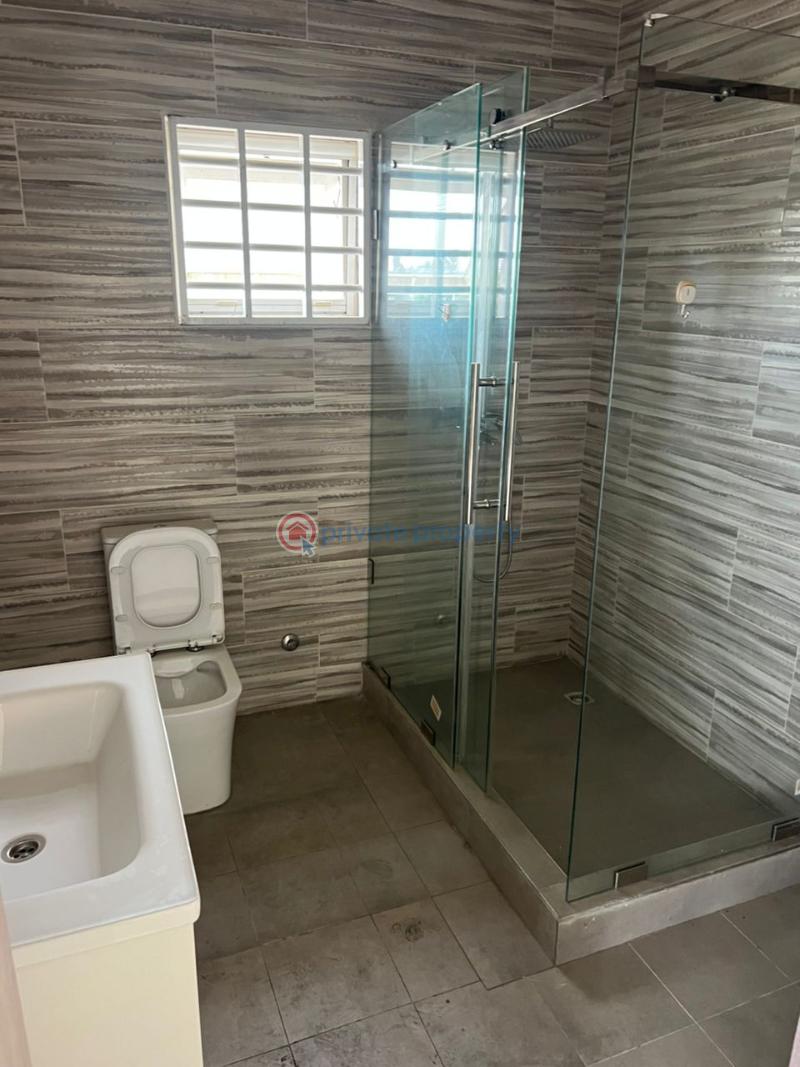 3 bedroom House For Rent East Airport Accra Metropolitan  - 21