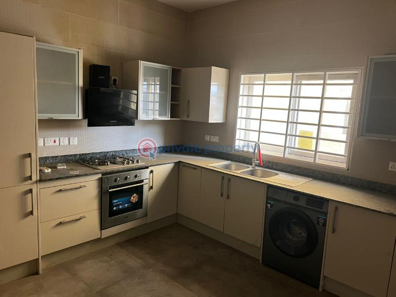 3 bedroom House For Rent East Airport Accra Metropolitan  - 9