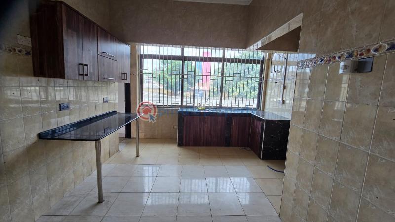 4 bedroom House For Rent Osu Accra - 4