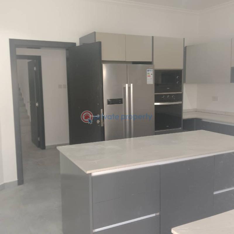 4 bedroom House For Rent Airport Residential Area Accra - 1