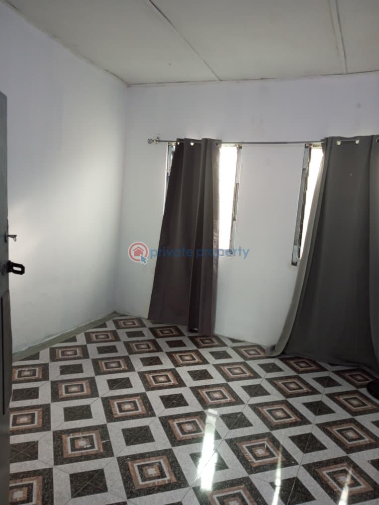 1 bedroom Apartment For Rent Teshie First Junction Teshie-Nungua Estates Accra - 4