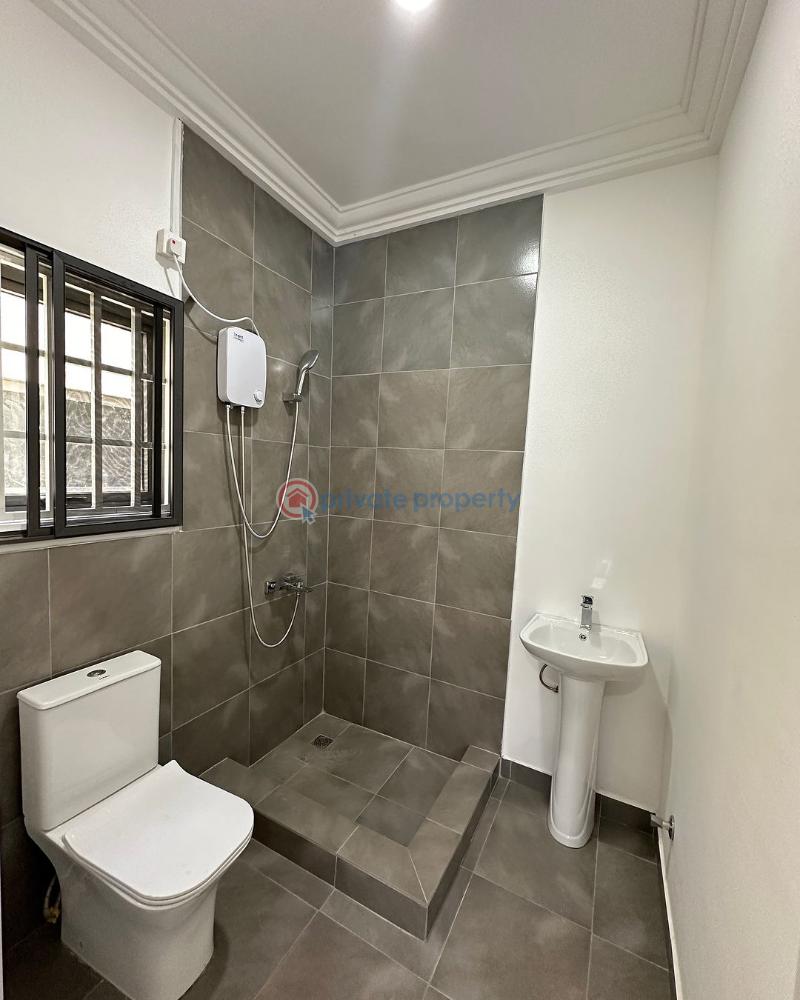 3 bedroom House For Sale Ayi Mensah After Oyarifa Adenta Municipal Accra - 12