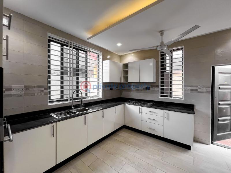 4 bedroom House For Sale Victory Presby Area Adenta Municipal Accra - 4