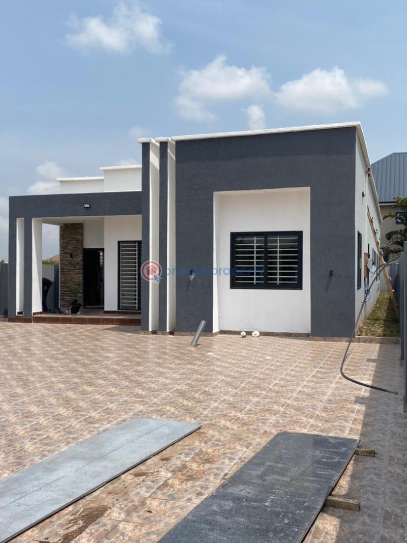 4 bedroom House For Sale Ayi Mensah After Oyarifa Adenta Municipal Accra - 0