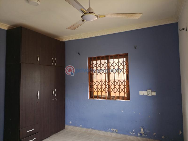 3 bedroom Detached Bungalow For Sale Adjen Kotoku Onion Market Area Ghana Accra Metropolitan  - 12