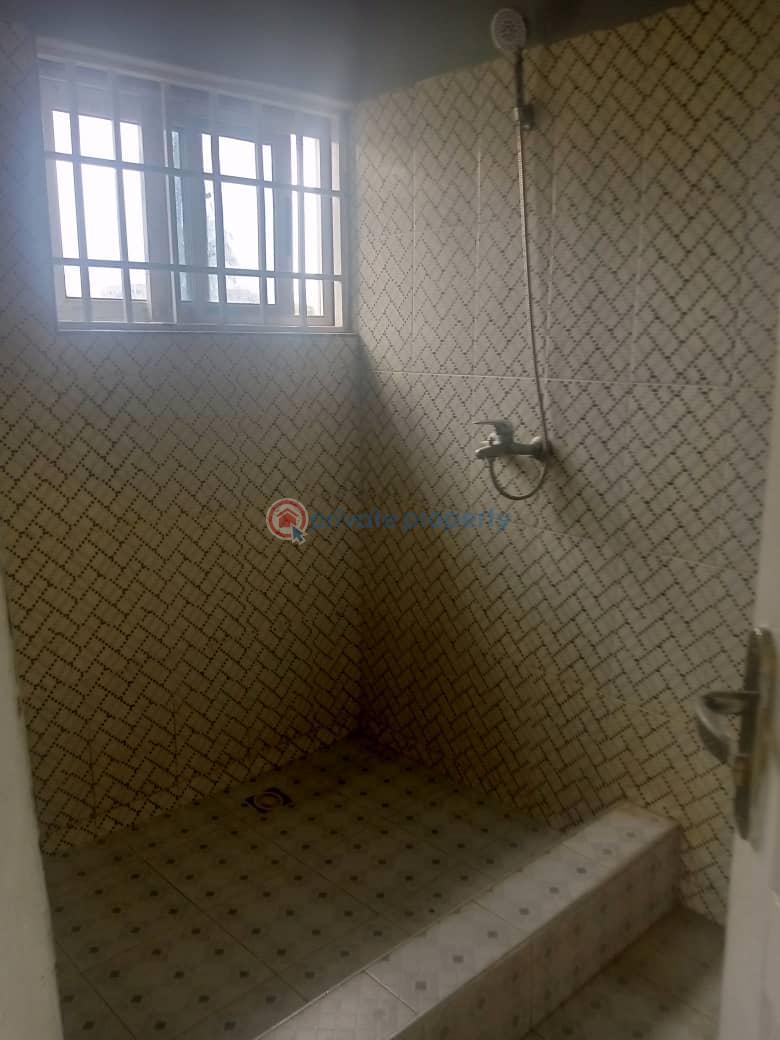 3 bedroom House For Sale Obeyeyie Amasaman Ga West Municipal Accra - 4