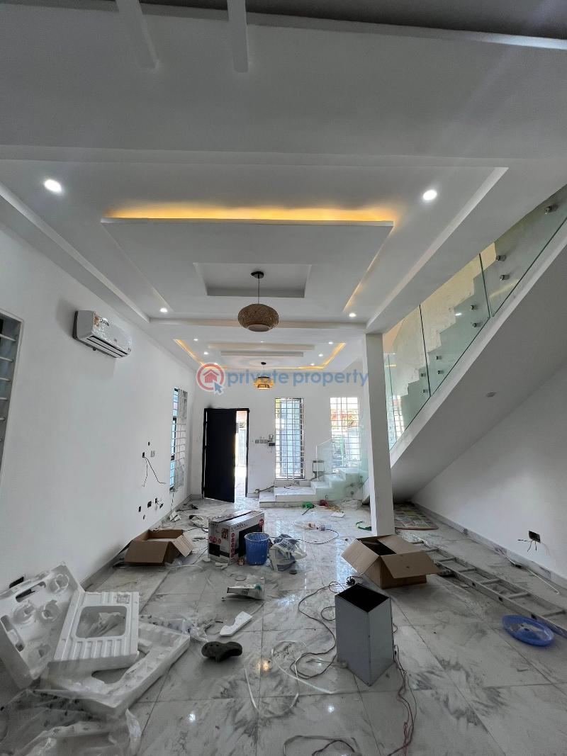 4 bedroom House For Sale Dell International Hospital Enclaves East Legon Accra - 12