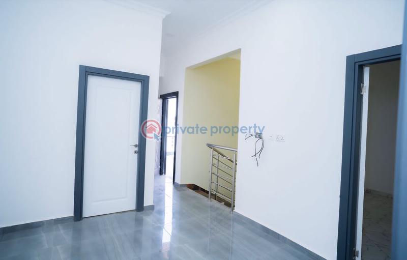 4 bedroom House For Sale Com 14 Sakumono Spintex Accra - 11