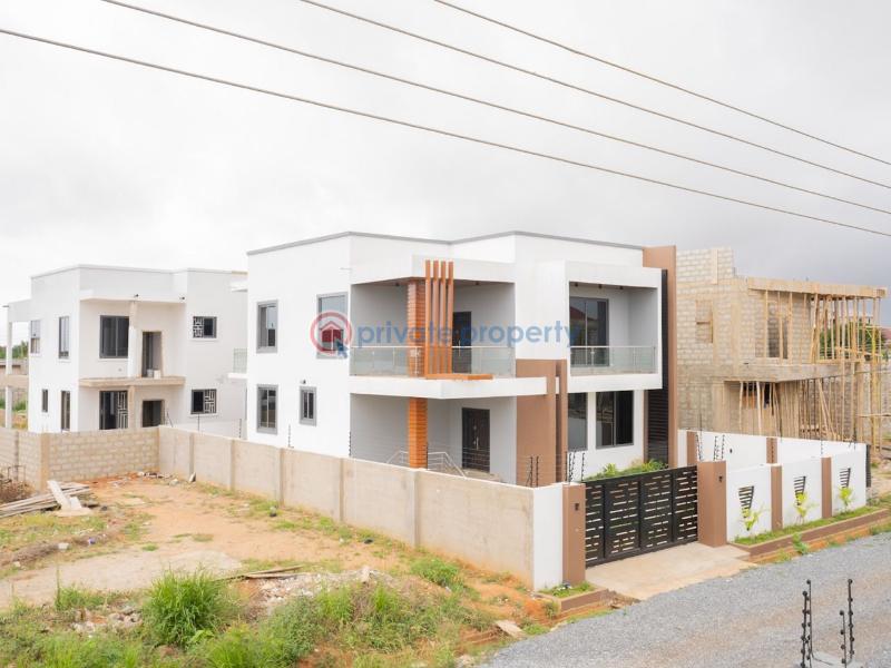 4 bedroom House For Sale Com 14 Sakumono Spintex Accra - 14