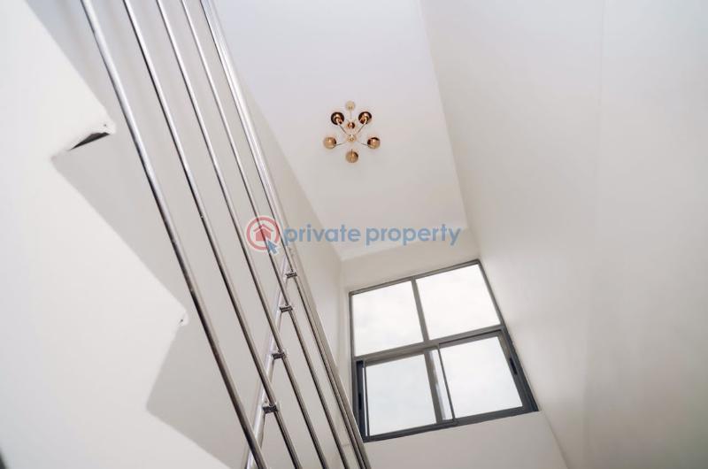 4 bedroom House For Sale Com 14 Sakumono Spintex Accra - 6