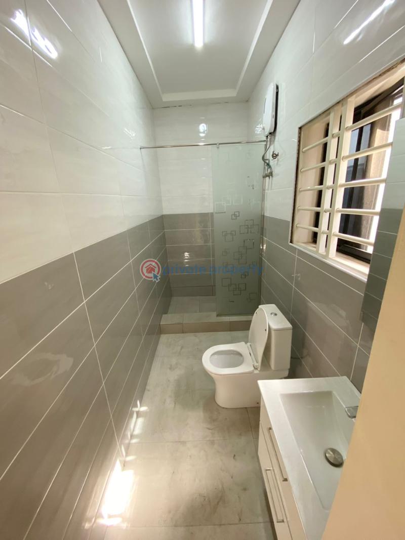 5 bedroom House For Sale Tantra Hills Close To The Achimota Mall Accra - 9
