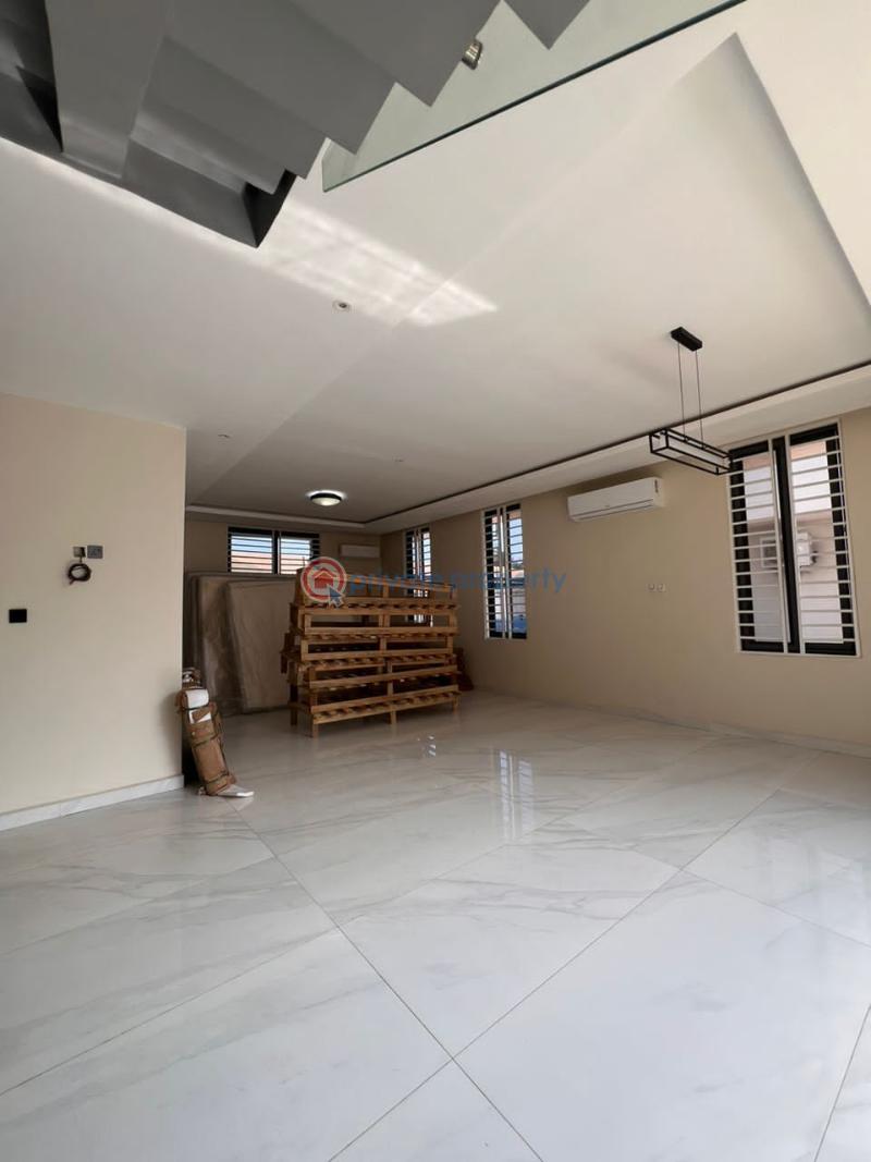5 bedroom Detached Duplex For Sale North Legon Close To Wisconsin Ga East Municipal Accra - 19