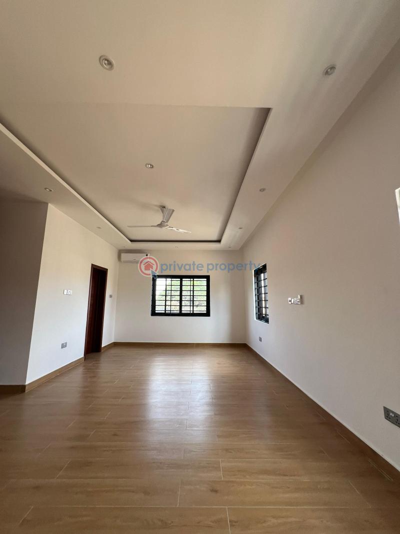 5 bedroom Detached Duplex For Sale North Legon Close To Wisconsin Ga East Municipal Accra - 8