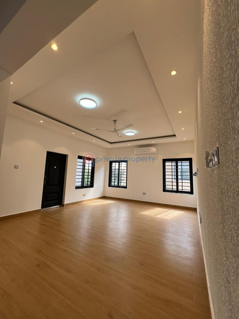 5 bedroom Detached Duplex For Sale North Legon Close To Wisconsin Ga East Municipal Accra - 19