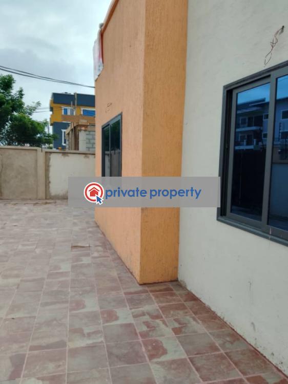 3 bedroom Detached Bungalow For Sale &nbsp;ga South Accra Metropolitan  - 5