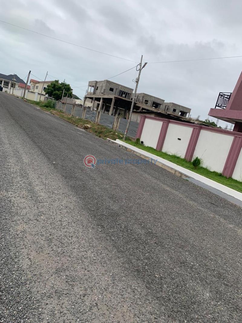 Plaza / Complex / Mall For Sale Burma Hills Tse Addo Accra - 7