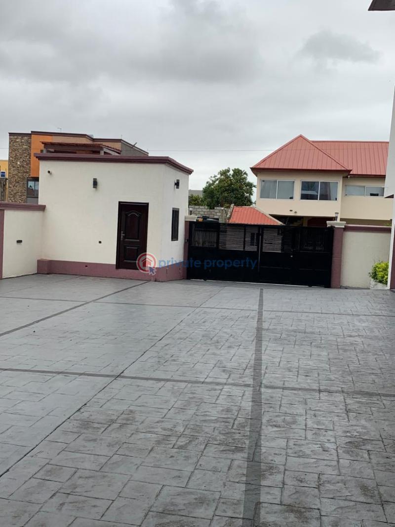 Plaza / Complex / Mall For Sale Burma Hills Tse Addo Accra - 5