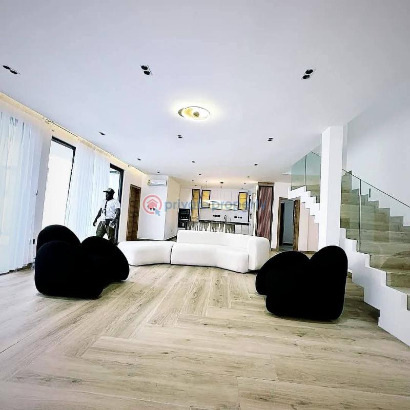 5 bedroom House For Sale East Legon Accra - 2