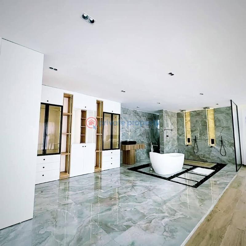 5 bedroom House For Sale East Legon Accra - 5