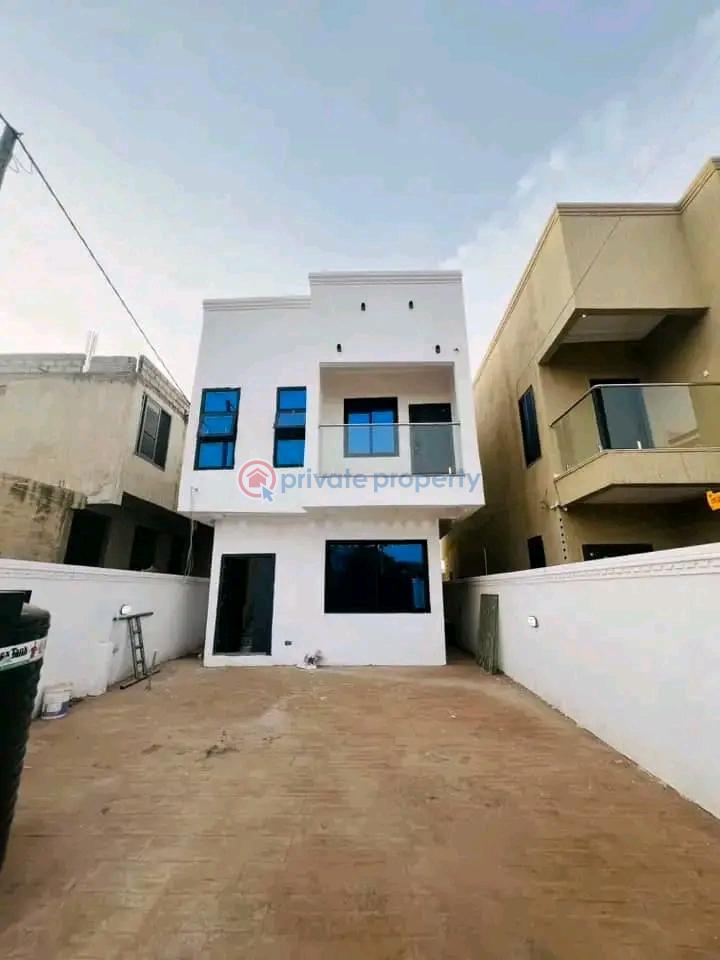 2 bedroom House For Sale Ashaley Botwe Adenta Municipal Accra - 1