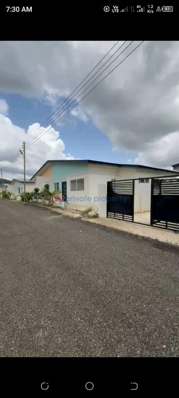 2 bedroom House For Sale Ayi Mensah Oyarifa La Nkwantanang Madina Municipal Accra - 1