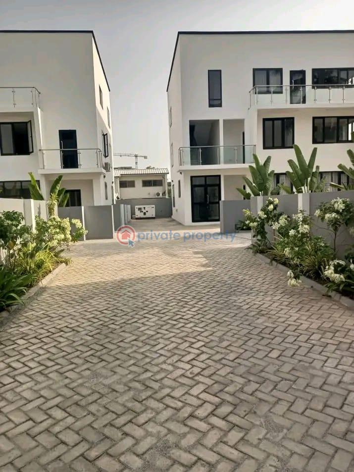 2 bedroom Townhouse For Sale Cantonments Accra - 3