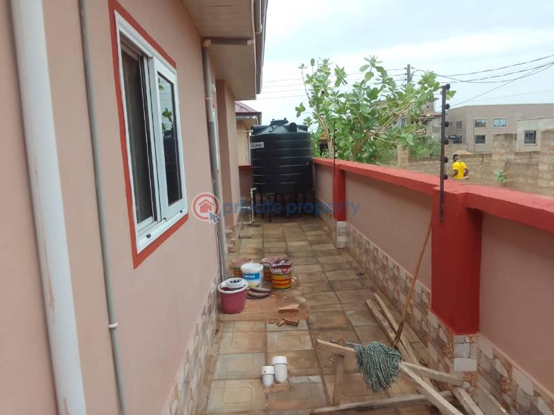 2 bedroom House For Sale Community 25 Tema Accra - 3