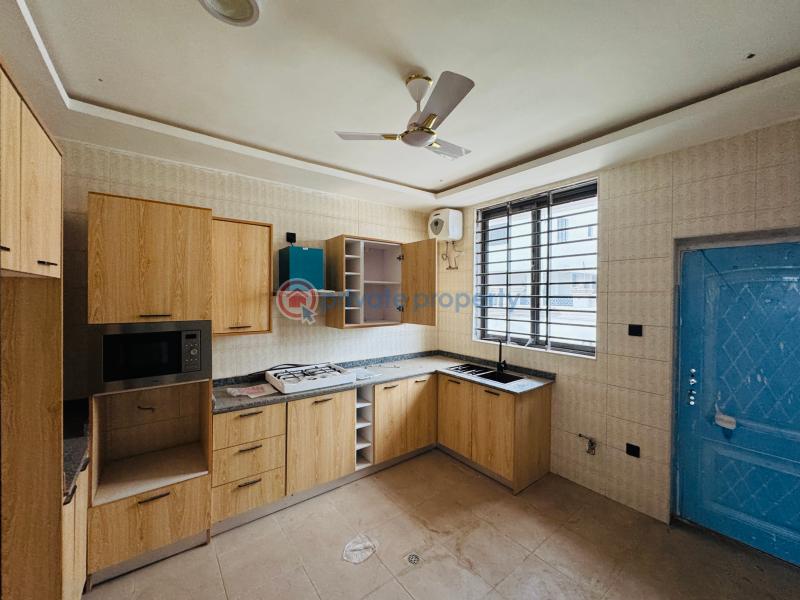 3 bedroom House For Sale Asphalt Road Spintex Road Accra - 2