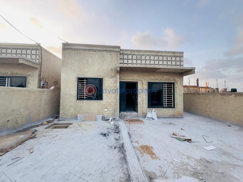 3 bedroom House For Sale Asphalt Road All Out Spintex Road Accra - 1