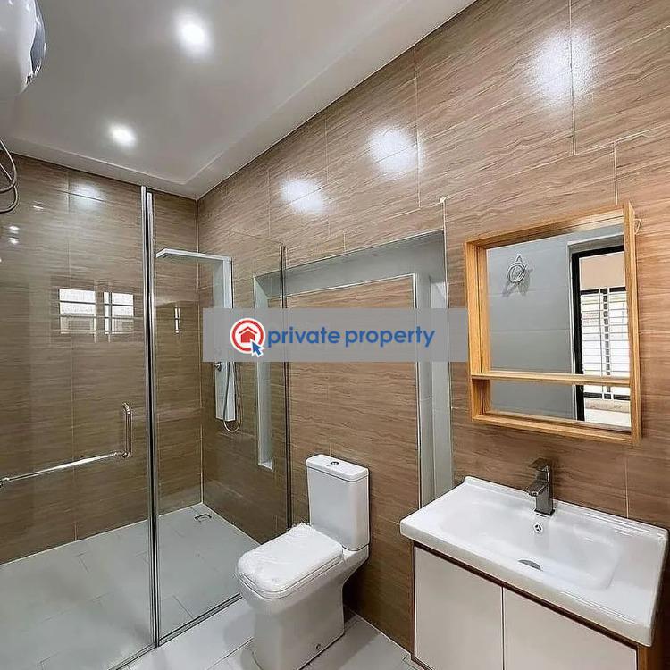 3 bedroom Townhouse For Sale &nbsp;lakeside Estate Adenta Municipal Accra - 9